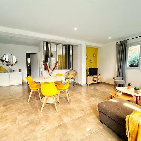 Doux Rouinet Cocoon Apartman Fourques  Kültér fotó