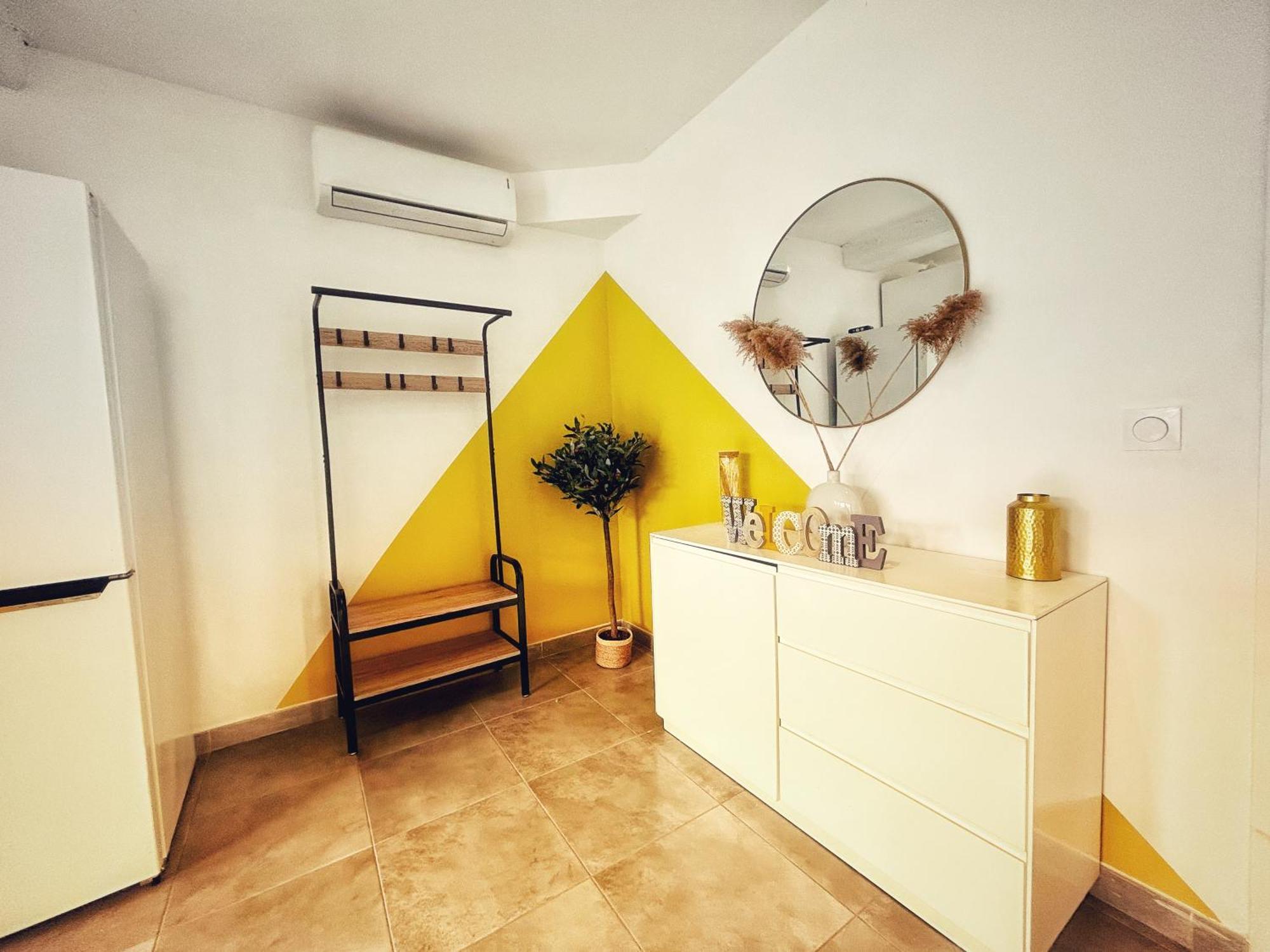 Doux Rouinet Cocoon Apartman Fourques  Kültér fotó